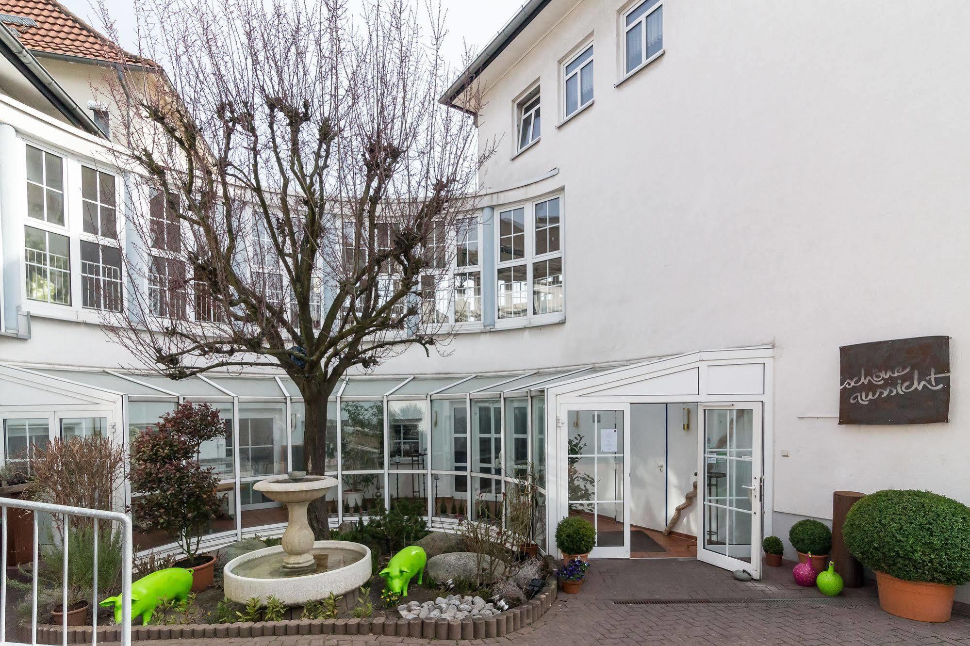 Hotel Schoene Aussicht Frankfurt am Main Exterior photo